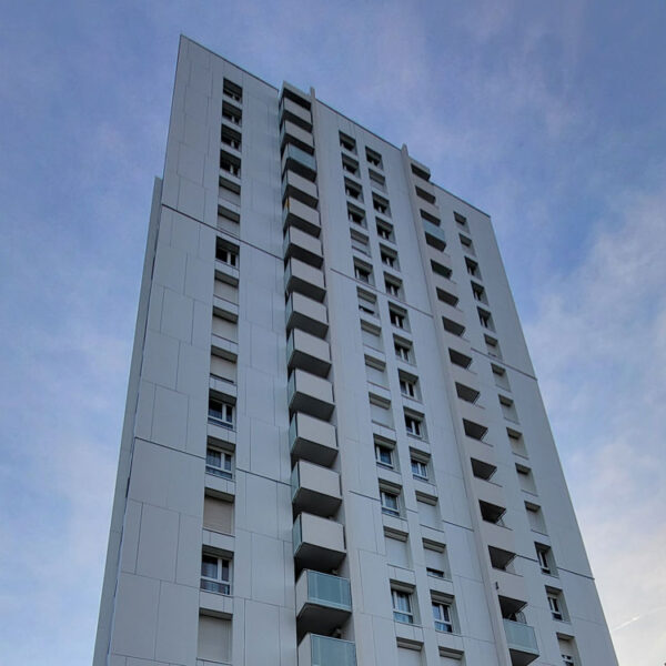 Auscultation-structurelle-balcons-immeuble-à-Nantes